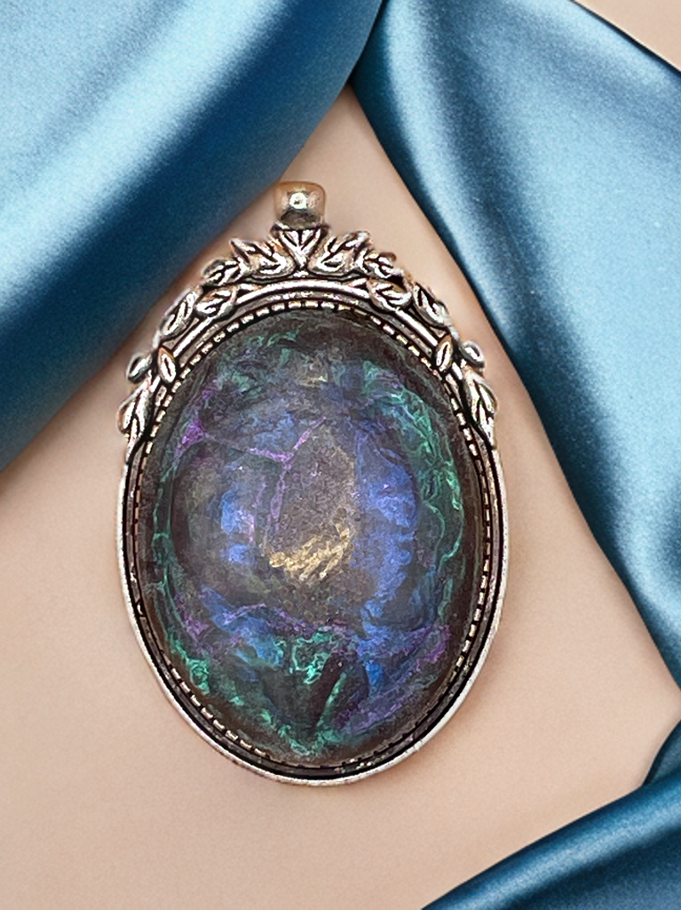 Black Pendant